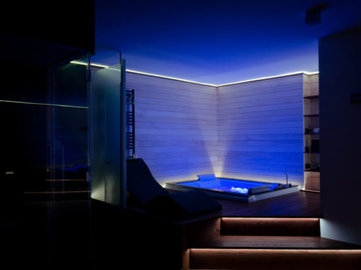 Piccola SPA con fitness per privato