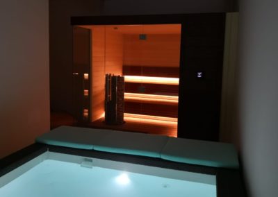 Sauna e vasca idromassaggio per privato a Dubai
