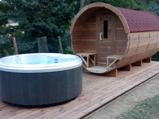 Sauna a botte con vasca idromassaggio da giardino
