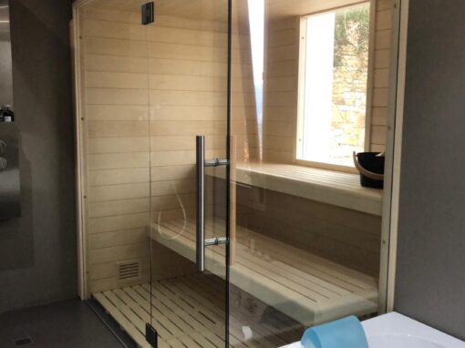 Sauna con vetrate privato Liguria