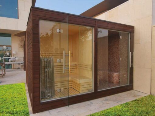 Struttura da esterno con bagno turco e sauna