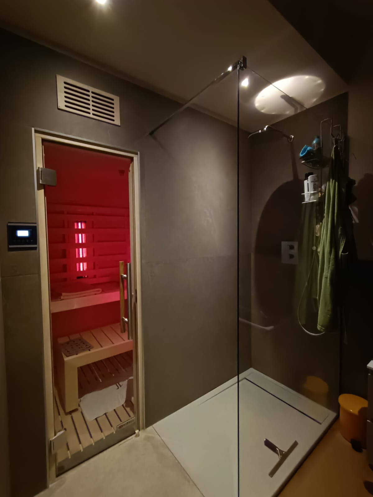 sauna ad infrarossi combinata finlandese