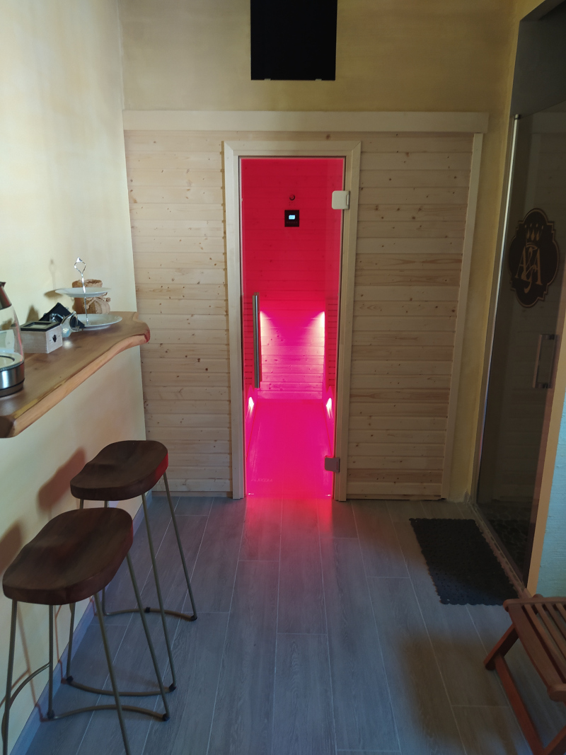 sauna ad infrarossi lettini ergonomici