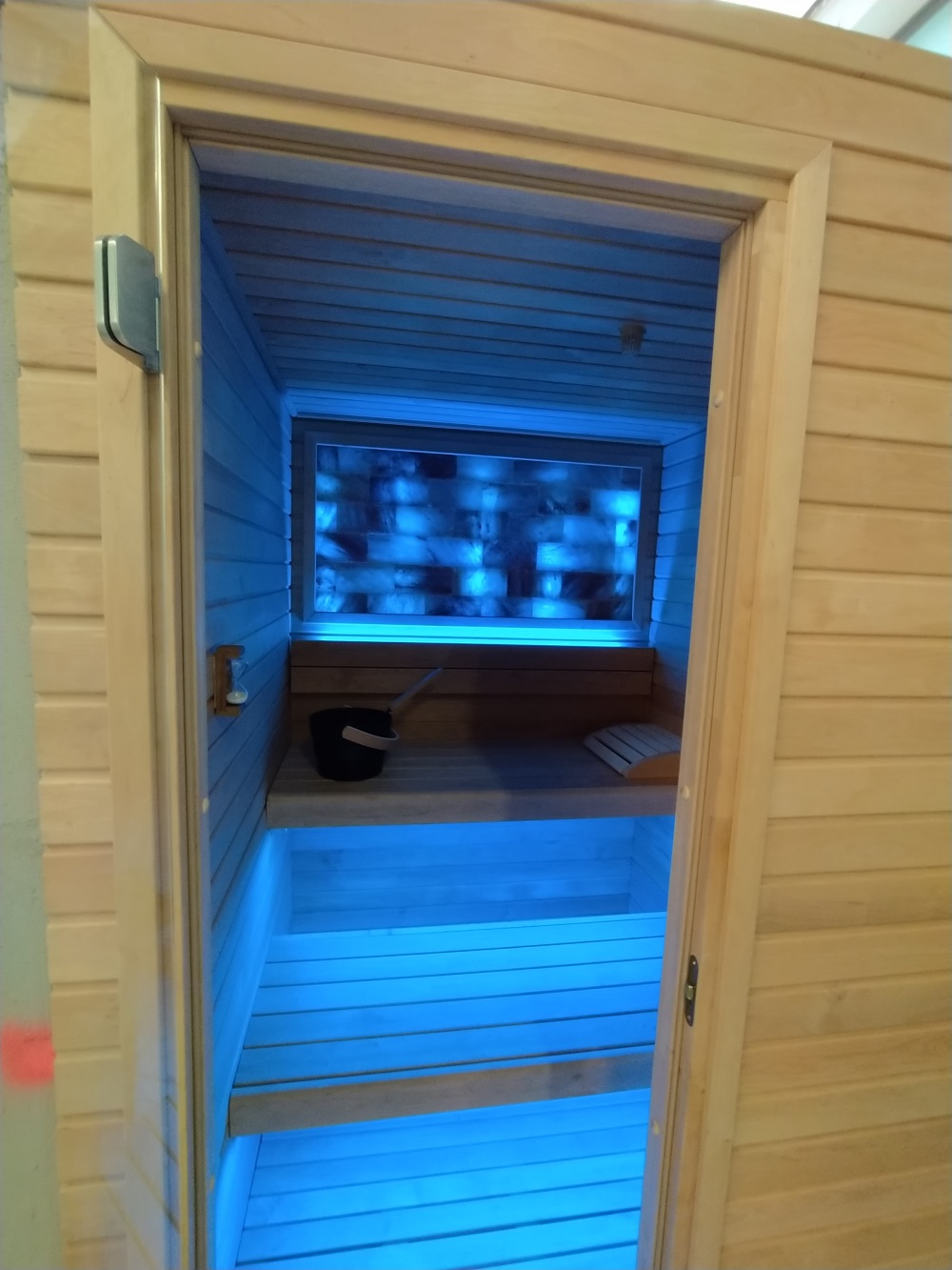 sauna con muro di sale6 sauna parete mattoni di sale